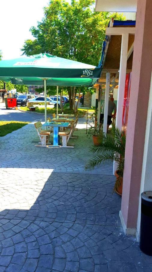 Family Hotel Solar Central Pantai Sunny Bagian luar foto