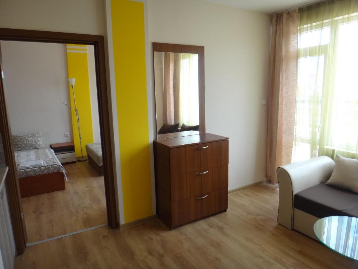 Family Hotel Solar Central Pantai Sunny Bagian luar foto