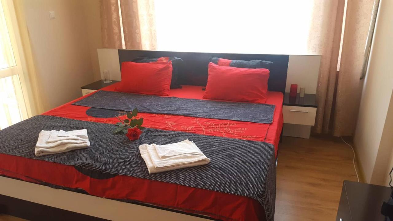 Family Hotel Solar Central Pantai Sunny Bagian luar foto
